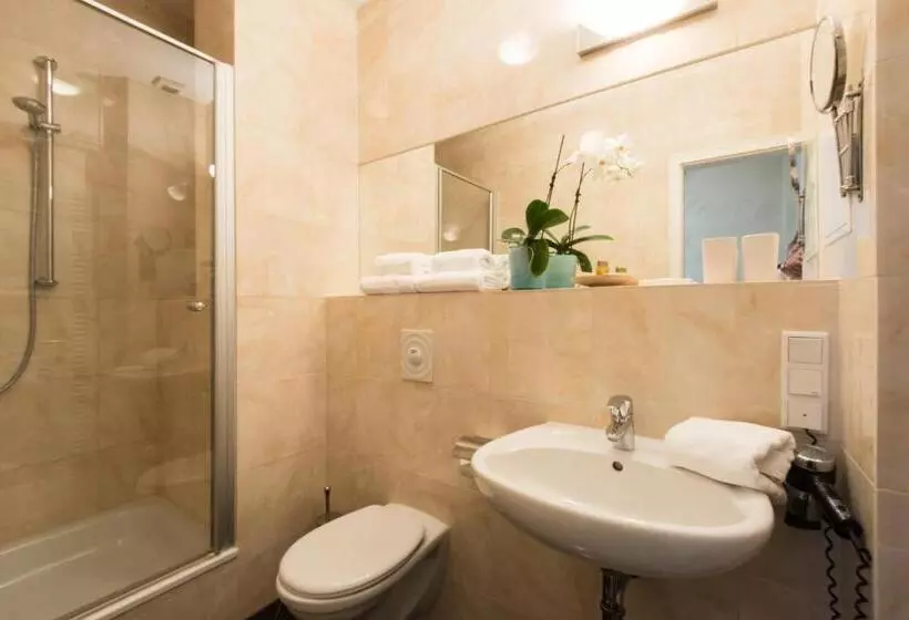 펜션 Dirazi Guesthouse & Apartments Gmbh