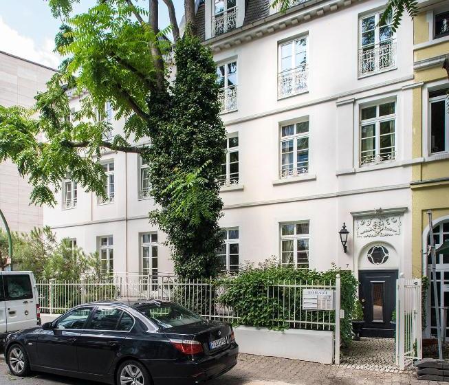 펜션 Dirazi Guesthouse & Apartments Gmbh