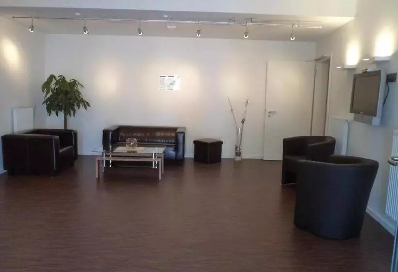 Das Neue Hotel Am Park