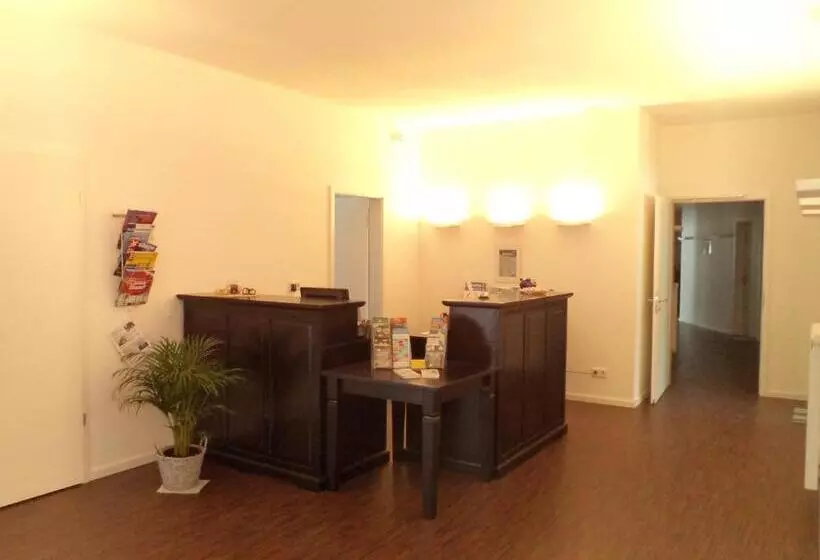 Das Neue Hotel Am Park