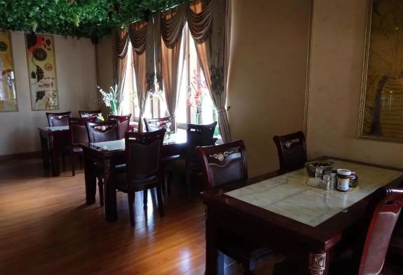 Отель & Restaurant Hong Kong