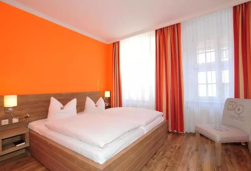 ホテル Am Obermarkt