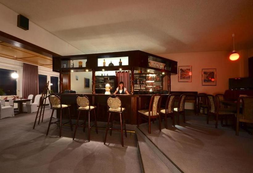 Land Gut Hotel Barbarossa