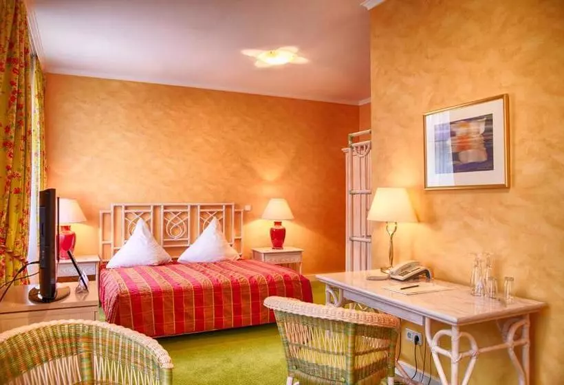 Отель Campus Garden Business