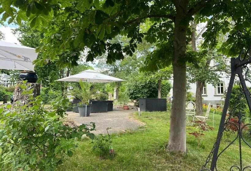 Dein Gutshof Hotel & Ferienwohnungen