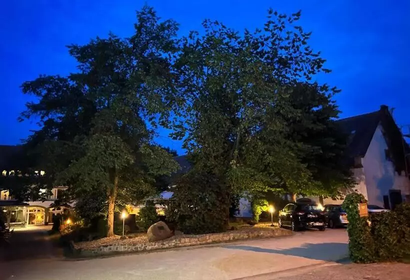 Dein Gutshof Hotel & Ferienwohnungen