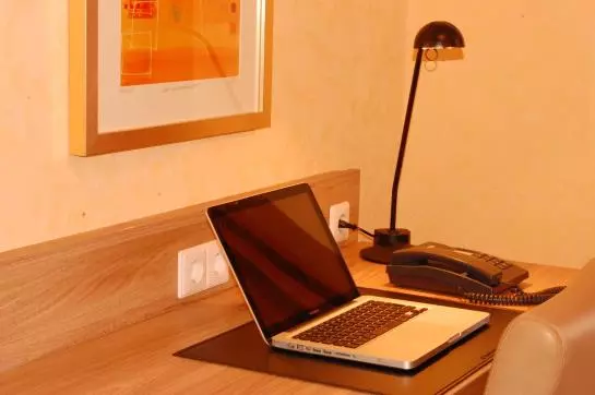 酒店 Dom Osnabrück