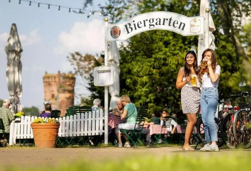 בית מלון כפרי Favorite Park