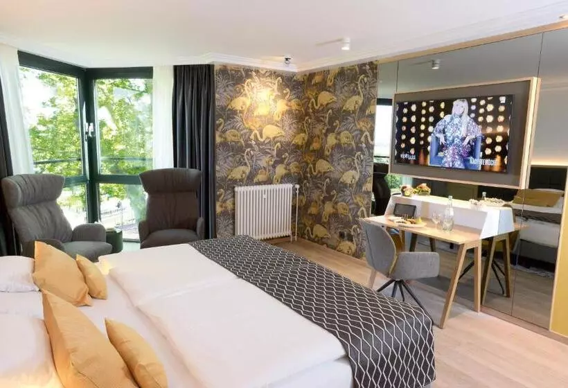 בית מלון כפרי Favorite Park