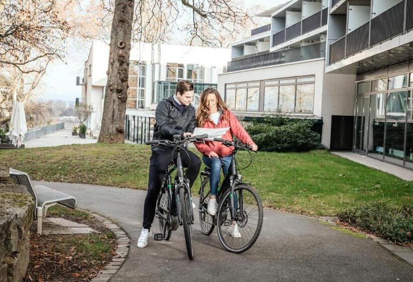 فندق Favorite Park