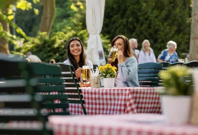 בית מלון כפרי Favorite Park