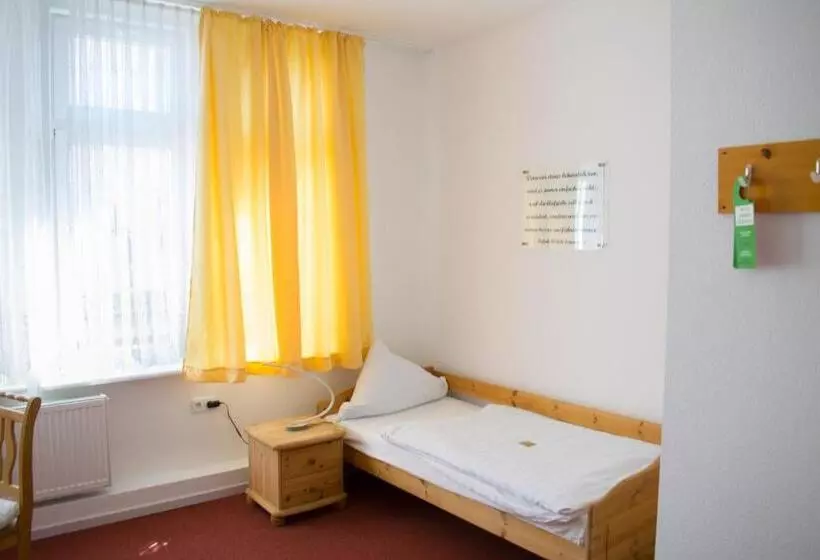 酒店 Deutsches Haus