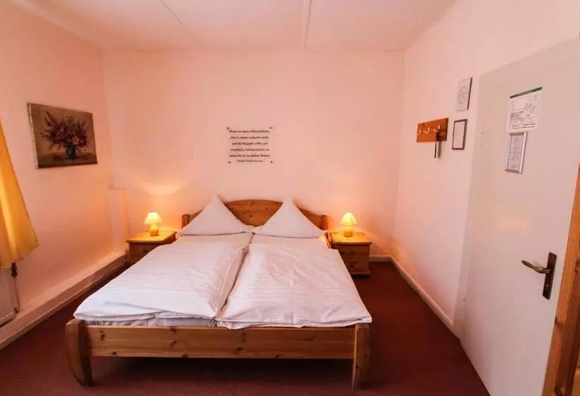 酒店 Deutsches Haus