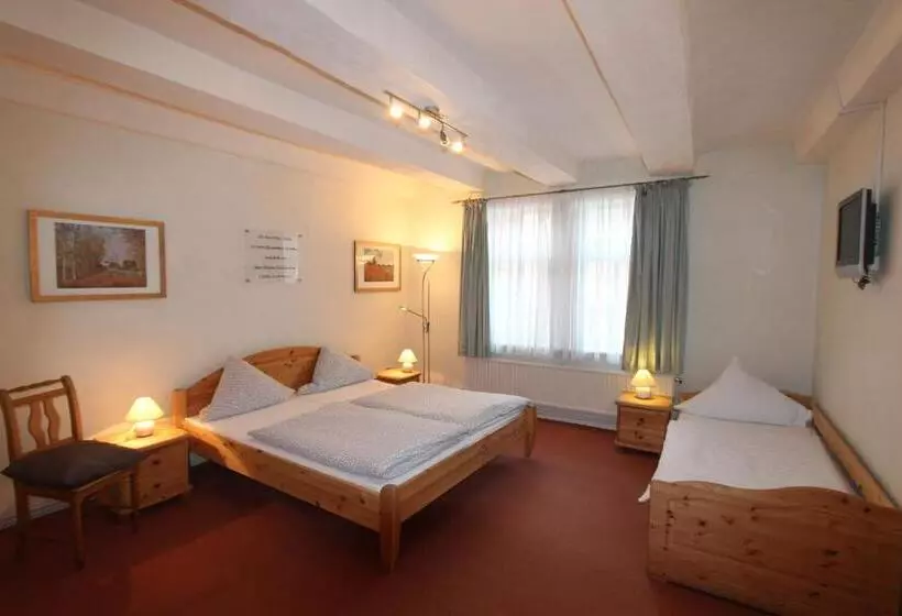 酒店 Deutsches Haus