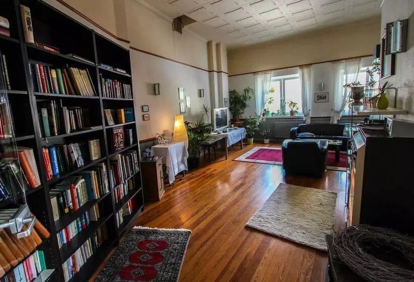 酒店 Deutsches Haus