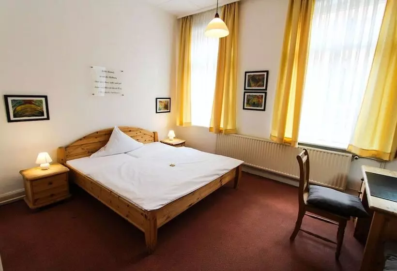 酒店 Deutsches Haus