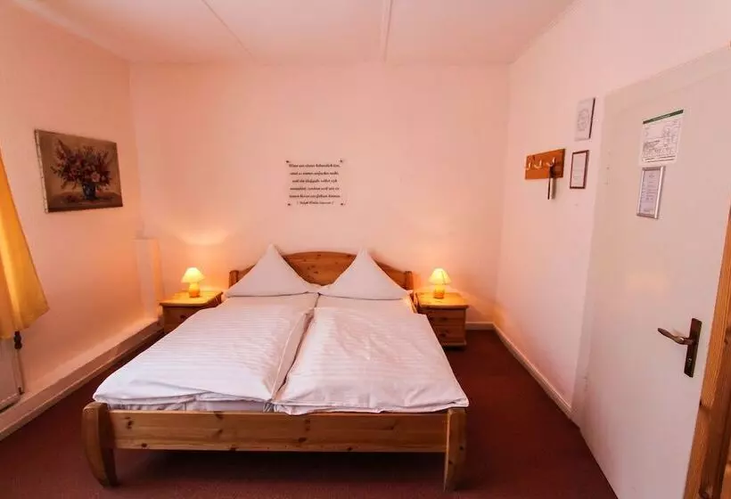 酒店 Deutsches Haus