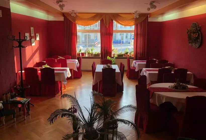 בית מלון כפרי Restaurant Mohren