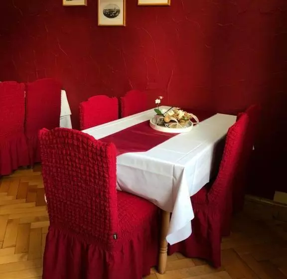 בית מלון כפרי Restaurant Mohren