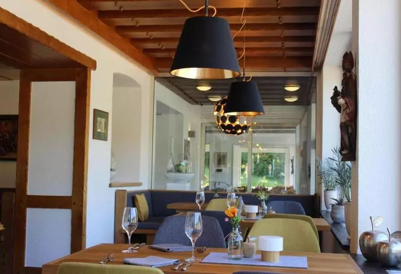 בית מלון כפרי Ostermann