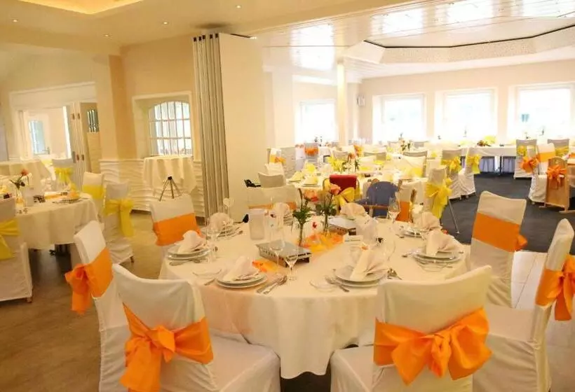 Отель Restaurant Haus Waldesruh