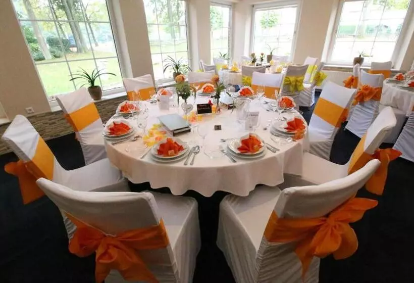 Отель Restaurant Haus Waldesruh