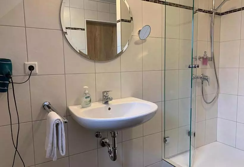 Отель Restaurant Haus Waldesruh