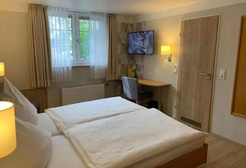 Отель Restaurant Haus Waldesruh