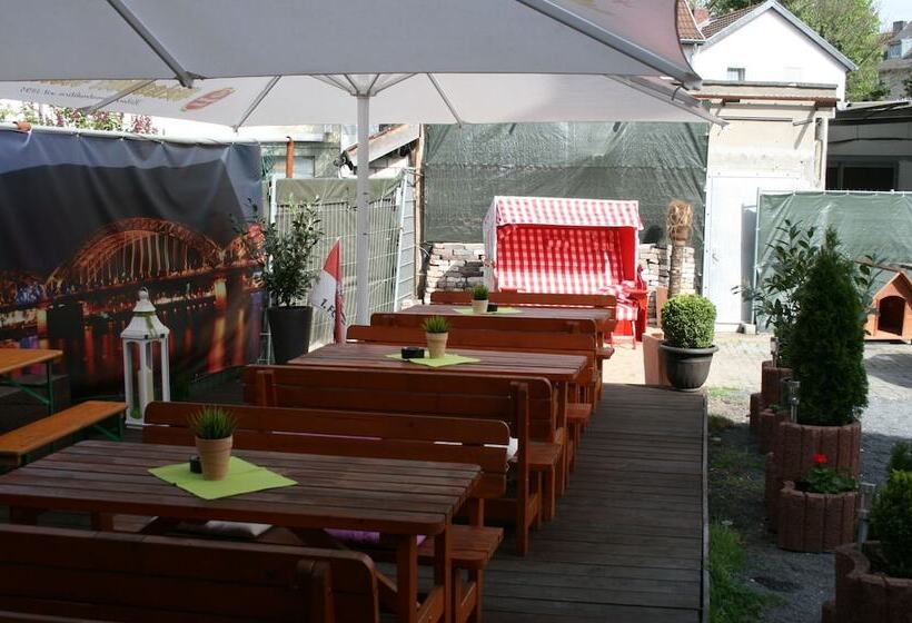 ホテル Schütze Superior