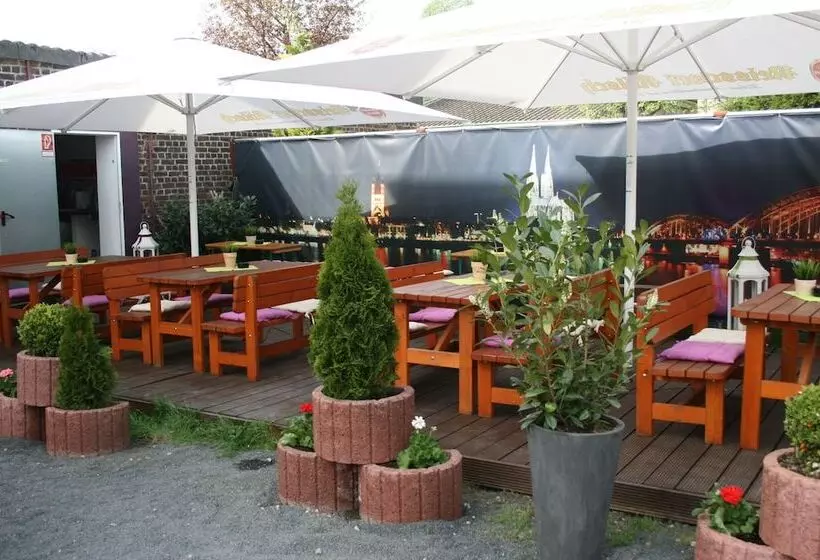 בית מלון כפרי Schütze Superior