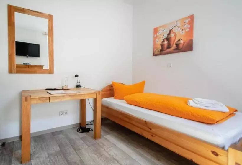 هتل Villa Altstadtperle Erfurt