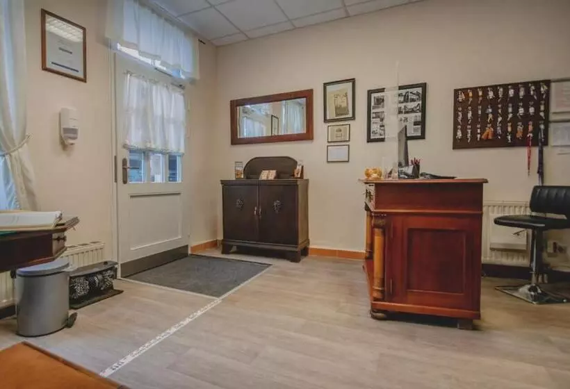 هتل Villa Altstadtperle Erfurt