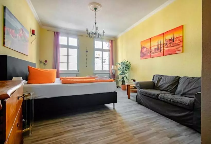 هتل Villa Altstadtperle Erfurt