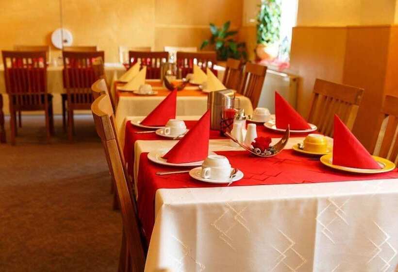 فندق Zur Post In Wurzen