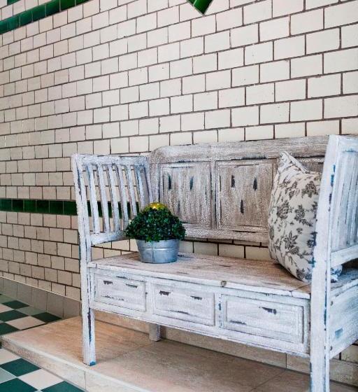 Schottennester Schlafen An Der Krämerbrücke