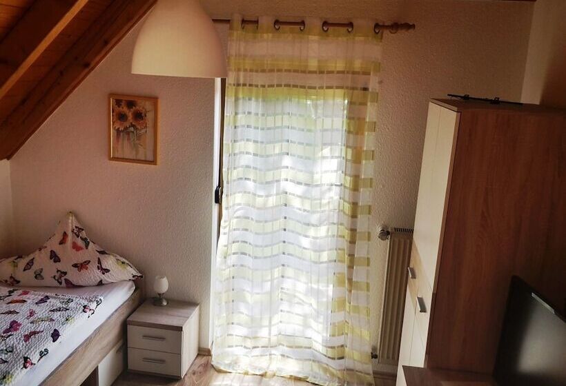 住宿加早餐  Pension Jaspis