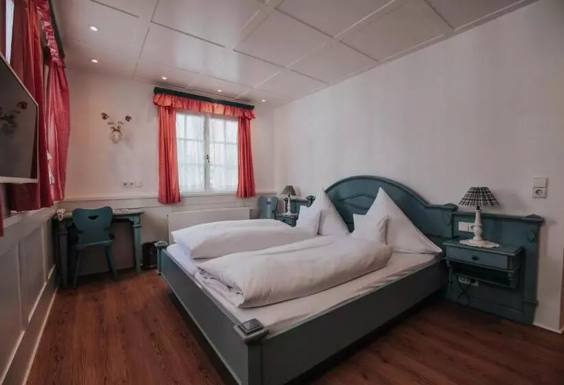 Boutique Hotel Am Rathaus   Reblaus