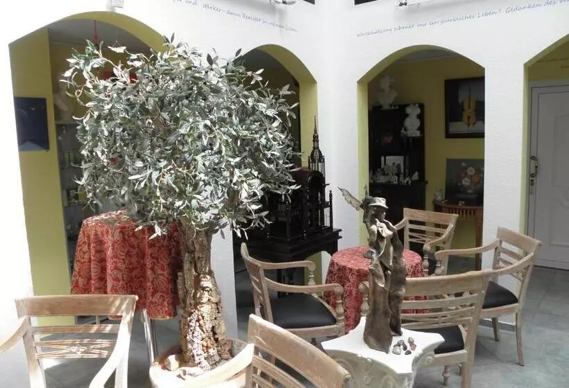 Felixanum Hotel & Galerie