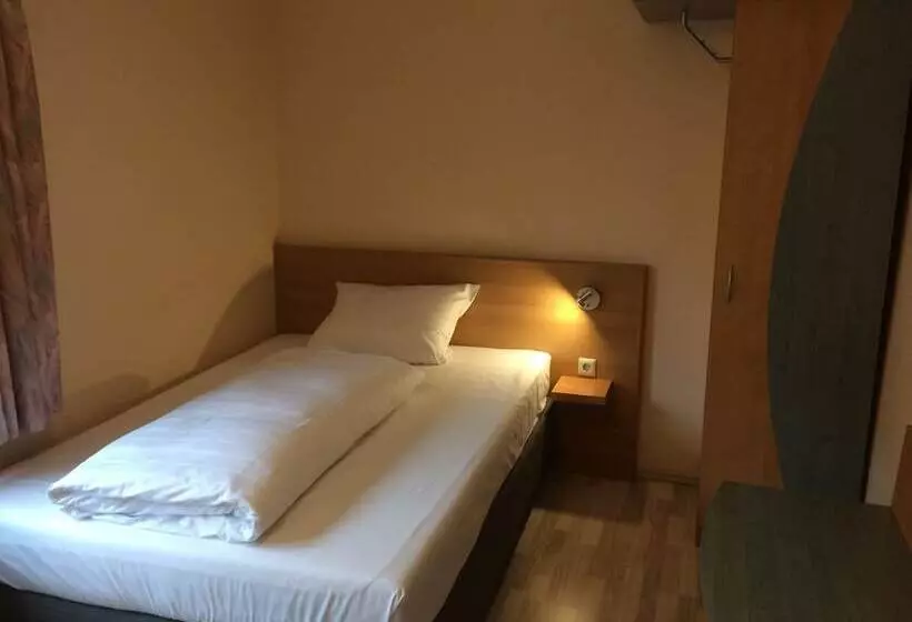 Adesso Hotel Göttingen   Pay At Property On Arrival Ihr Automatenhotel In Göttingen