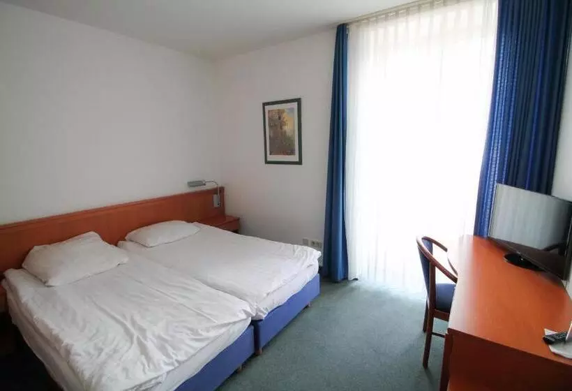 ホテル Ahrberg Viertel