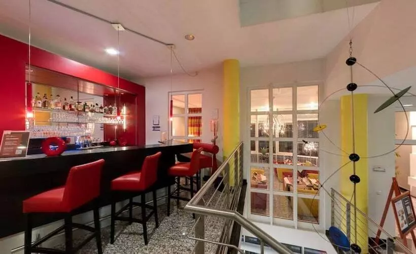 Business Hotel Artes