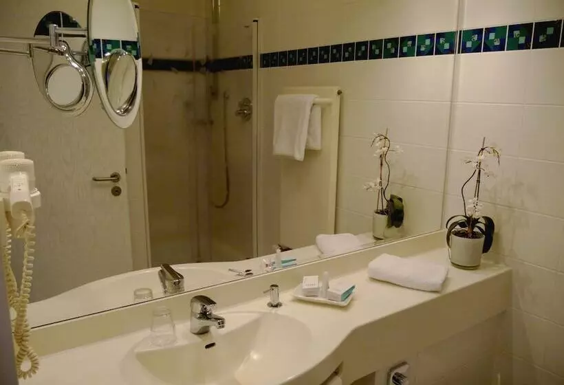 Business Hotel Artes