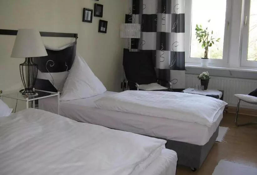 Отель Eilenriede