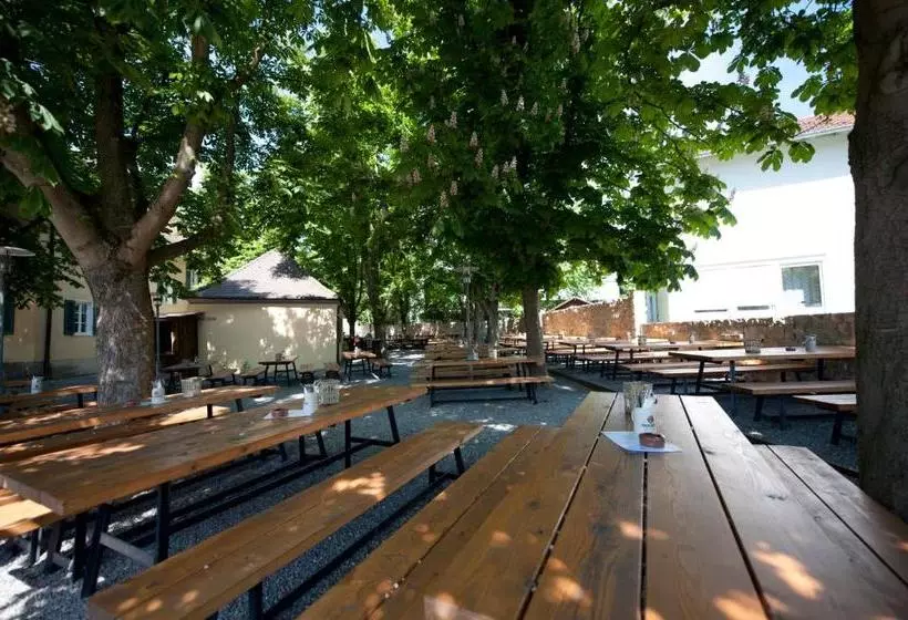 ホテル Wirtshaus Garbe