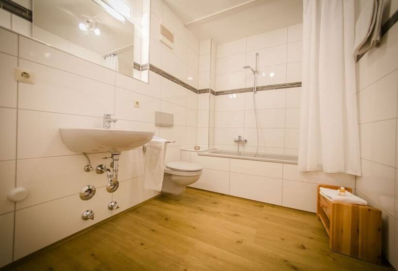 호텔 Gasthaus & Pension Mohren