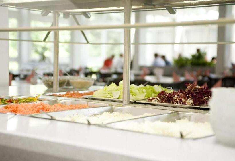 Отель Heinrich Pesch