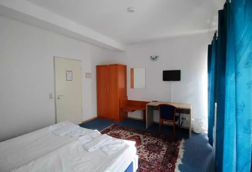 ホテル Ahrberg Viertel