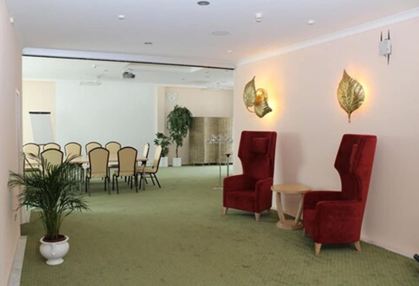 Отель Lindemann