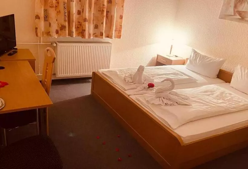 בית מלון כפרי Merkur Garni