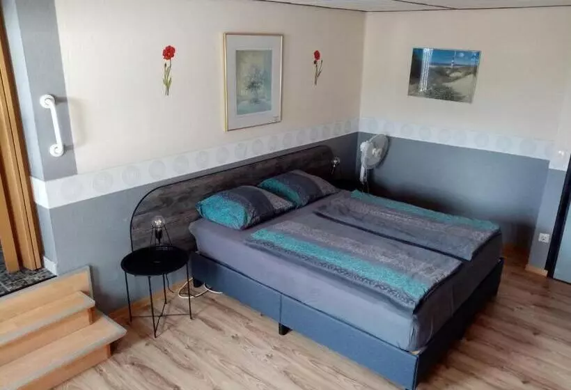 בית מלון כפרי Pension Hubertus